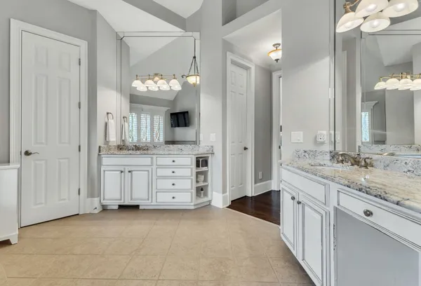 $10,000 | 12 Medalist Court, Brentwood, TN 37027