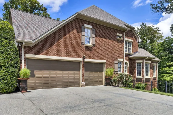 $10,000 | 12 Medalist Court, Brentwood, TN 37027