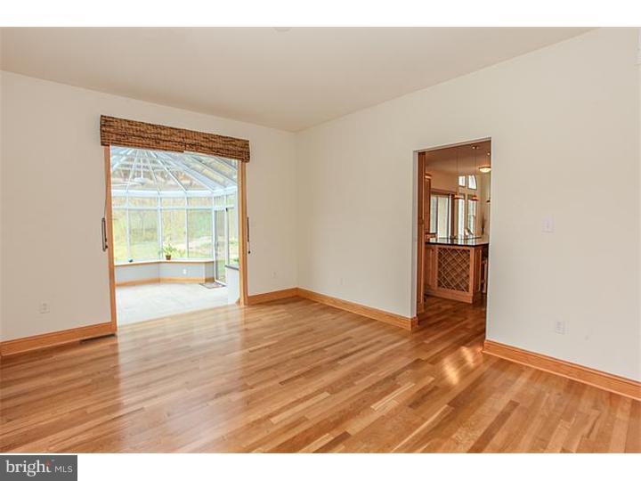 1873 St Peters Road Pottstown, PA 19465 - Photo 7 of 25 Dining Room