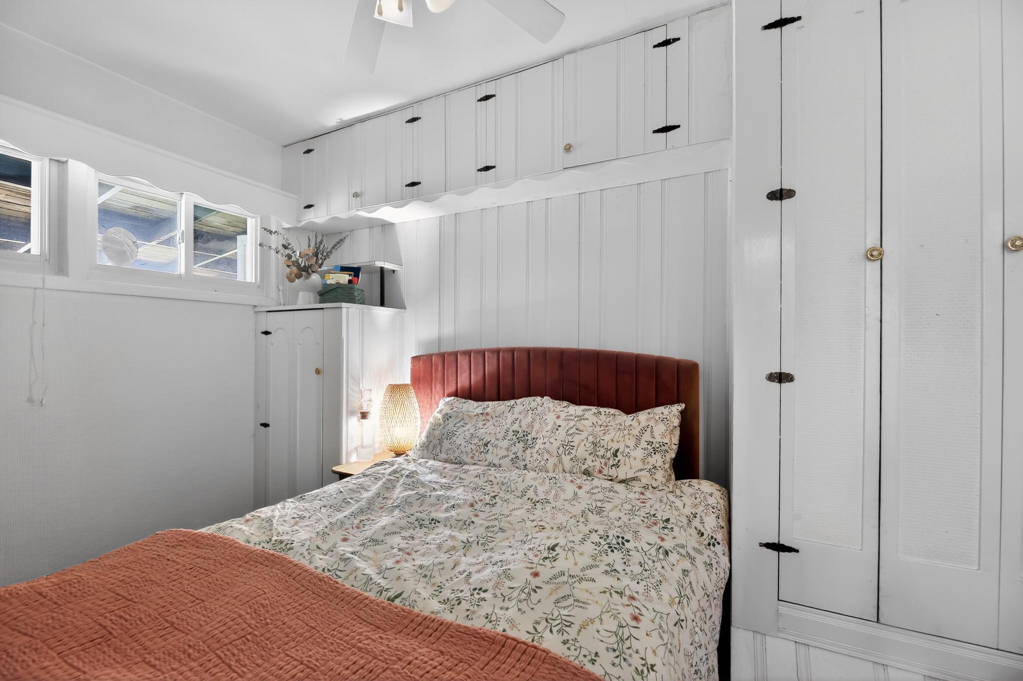 504 Louise Road Glenside, PA 19038 - Photo 23 of 41 Cozy bedroom with charming details.