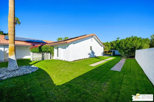 $4,700 | 2750 East Vincentia Road, Palm Springs, CA 92262