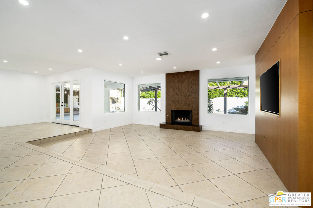 2750 East Vincentia Road Palm Springs, CA 92262 - Photo 19 of 55 a view of an empty room with a window