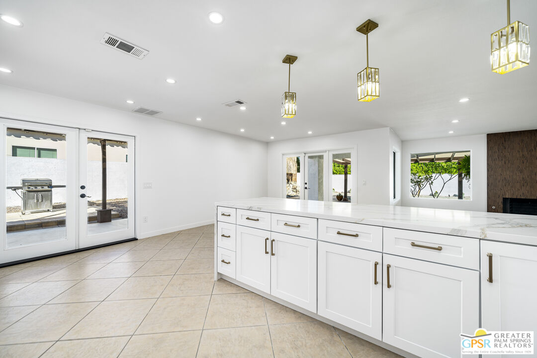 2750 East Vincentia Road Palm Springs, CA 92262 - Photo 27 of 55