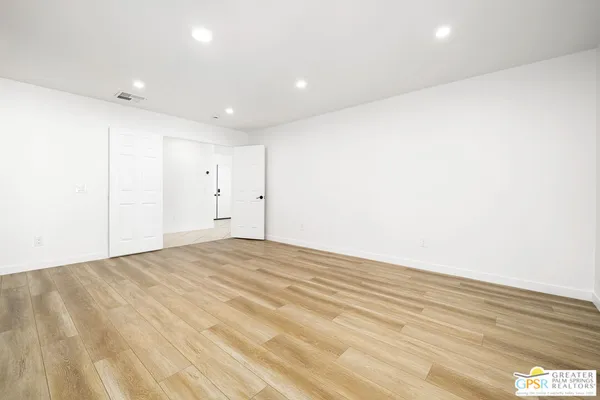 $4,700 | 2750 East Vincentia Road, Palm Springs, CA 92262