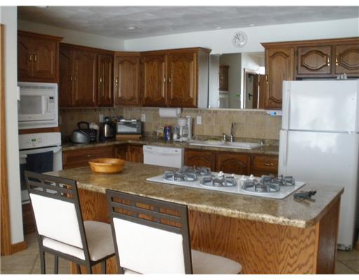 809 Beulah Church Road Apollo, PA 15613 - Photo 3 of 12 Kitchen.