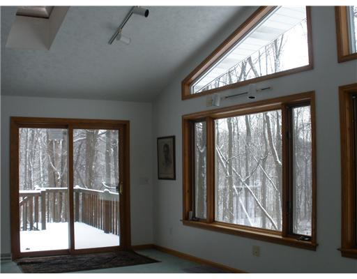 809 Beulah Church Road Apollo, PA 15613 - Photo 7 of 12 Great Room.
