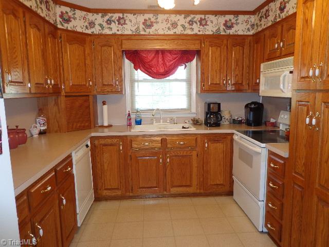 4556 Racine Road Climax, NC 27233 - Photo 3 of 20 Gallery Image 3
