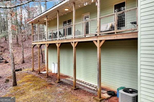 $645,000 | 812 Covecrest Drive, Tiger, GA 30576