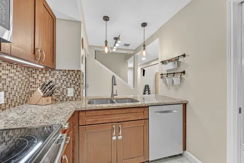 $525,000 | 2907 Bissonnet Street, West University Place, TX 77005