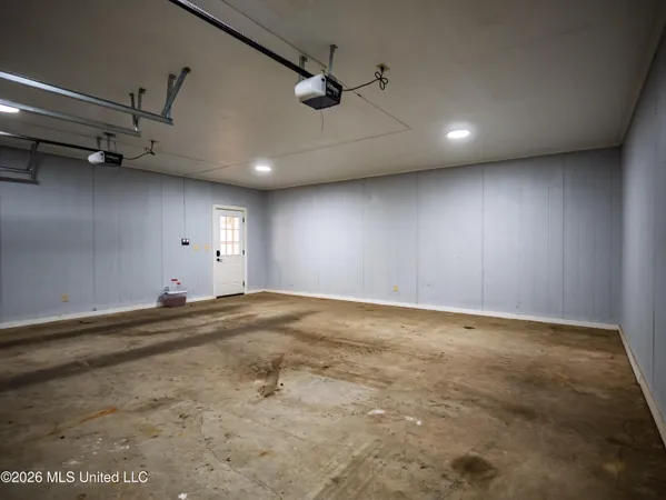 $475,000 | 642 Deer Run, Batesville, MS 38606