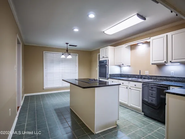 $475,000 | 642 Deer Run, Batesville, MS 38606