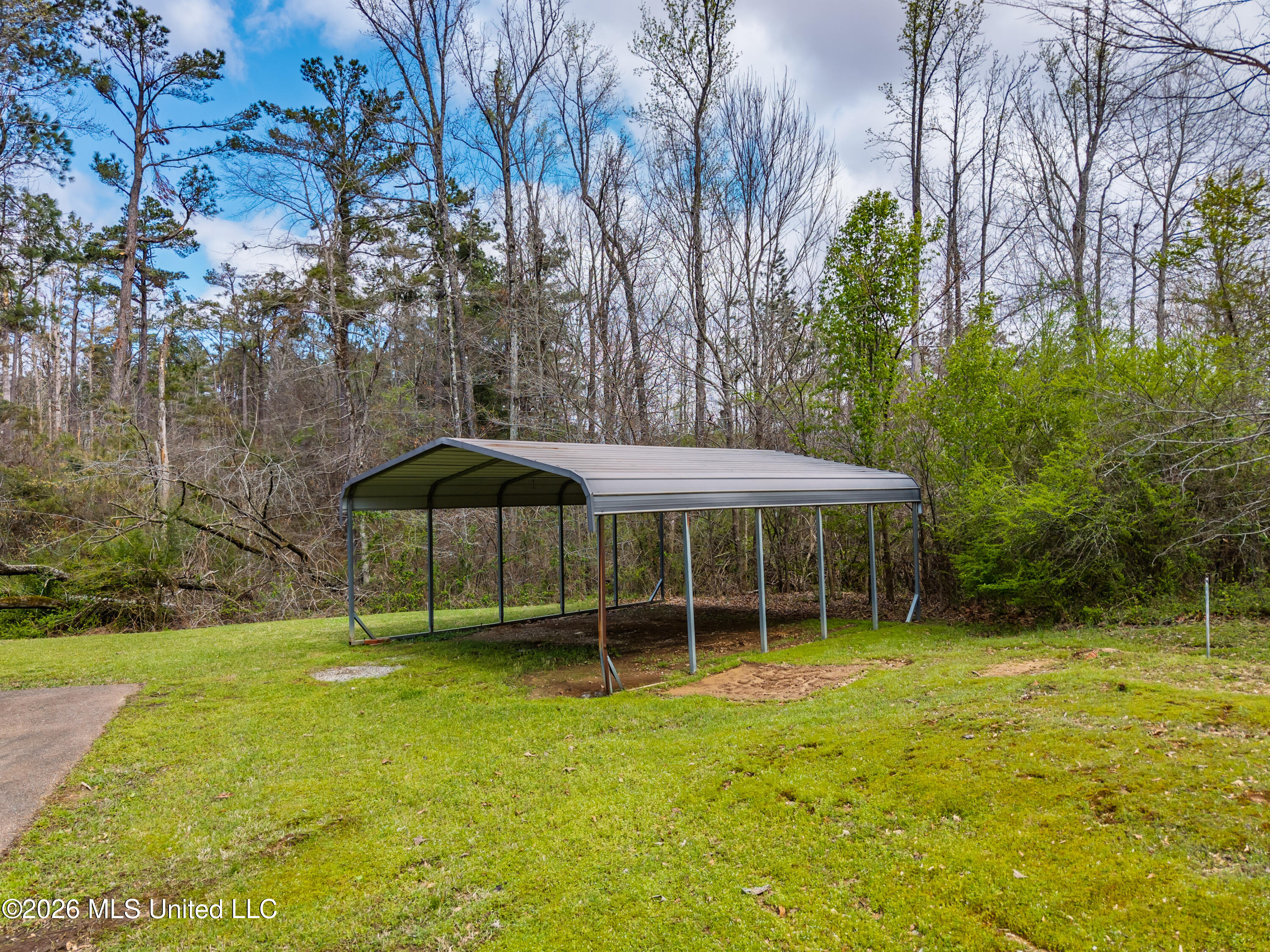 642 Deer Run Batesville, MS 38606 - Photo 51 of 72 642 Deer Run Rd Batesville MS_2026-03-16