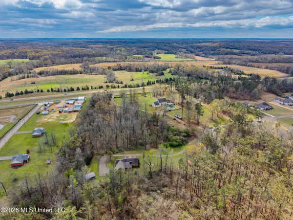 $475,000 | 642 Deer Run, Batesville, MS 38606