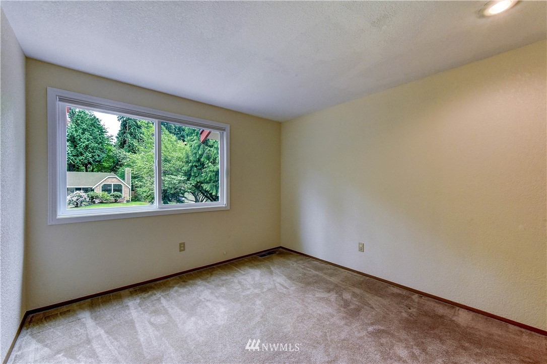 2407 243rd Place Southeast Bothell, WA 98021 - Photo 17 of 27