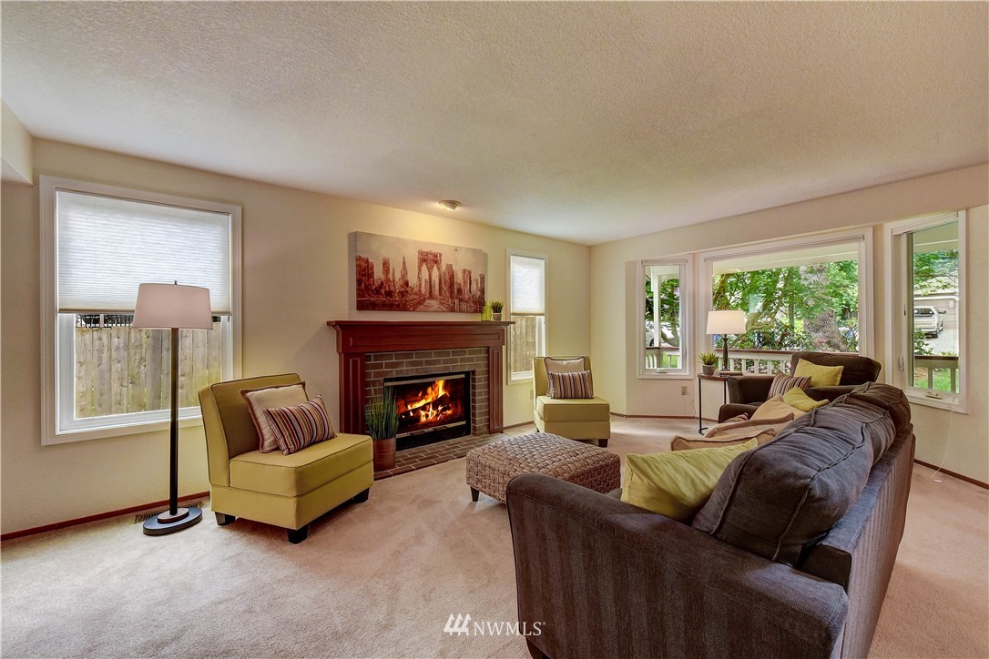 2407 243rd Place Southeast Bothell, WA 98021 - Photo 5 of 27