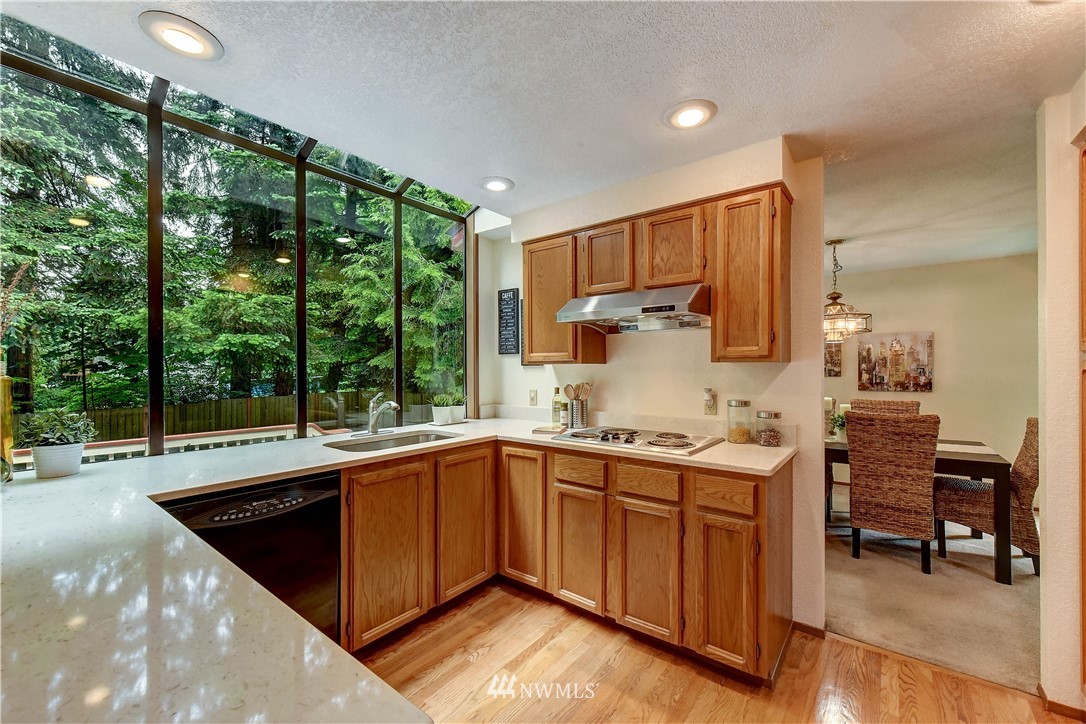 2407 243rd Place Southeast Bothell, WA 98021 - Photo 8 of 27