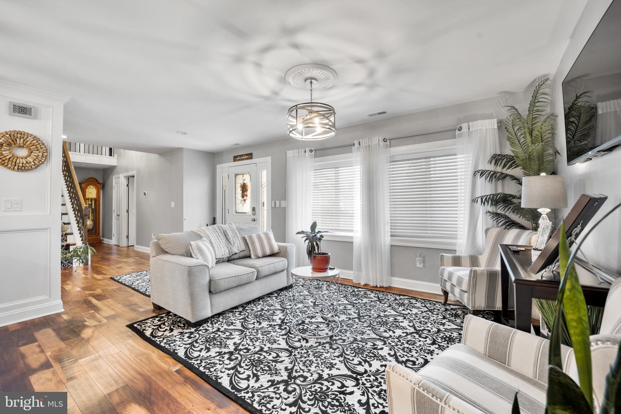 7 Sycamore Road Levittown, PA 19056 - Photo 5 of 34 Gallery Image 5