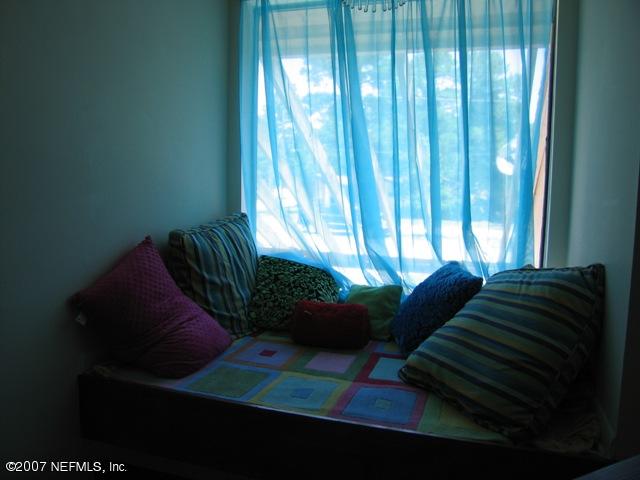 10732-2 Alden Road Jacksonville, FL 32246 - Photo 7 of 11 Window Seat