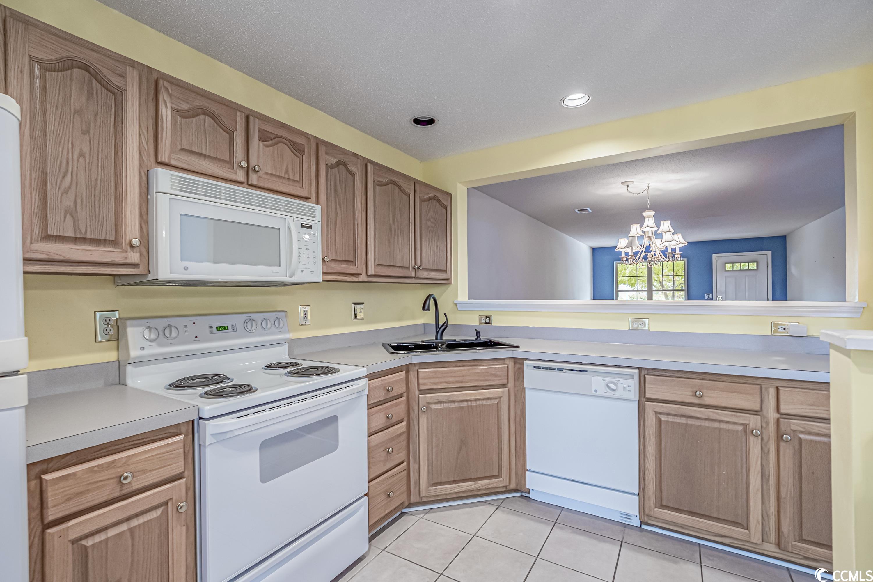 198 Wimbledon Way, Unit 198 Murrells Inlet, SC 29576 - Photo 15 of 40 Gallery Image 15