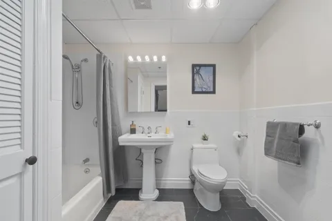$715,000 | 300 Communipaw Avenue, Unit 154, Jersey City, NJ 07304