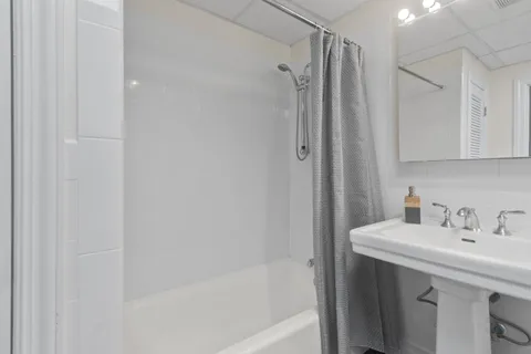 $715,000 | 300 Communipaw Avenue, Unit 154, Jersey City, NJ 07304