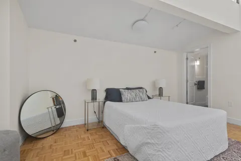 $715,000 | 300 Communipaw Avenue, Unit 154, Jersey City, NJ 07304