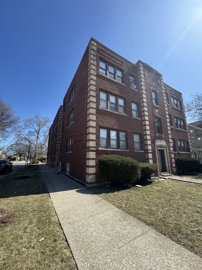 241 East 108th Street, Unit 1 Chicago, IL 60628 - Photo 1 of 7