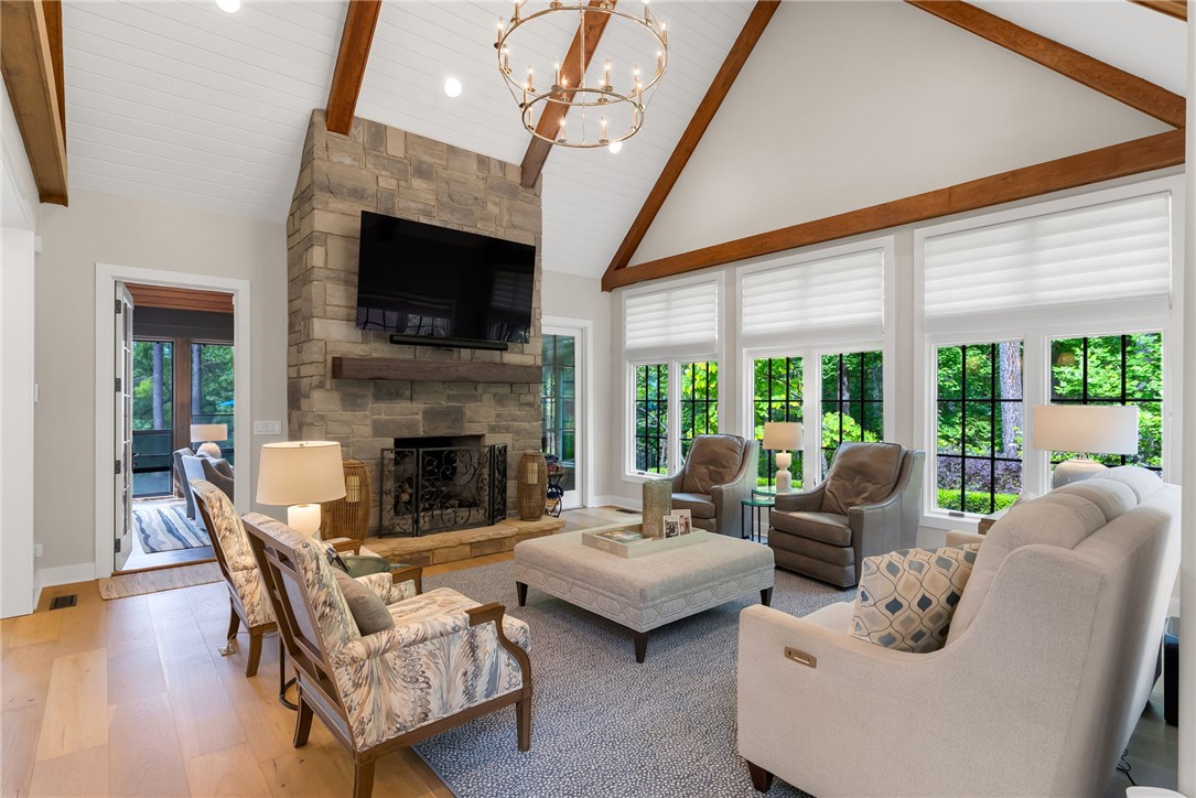 119 Drewberry Lane Sunset, SC 29685 - Photo 3 of 42 This airy living space features soaring ceilings and abundant natural light.