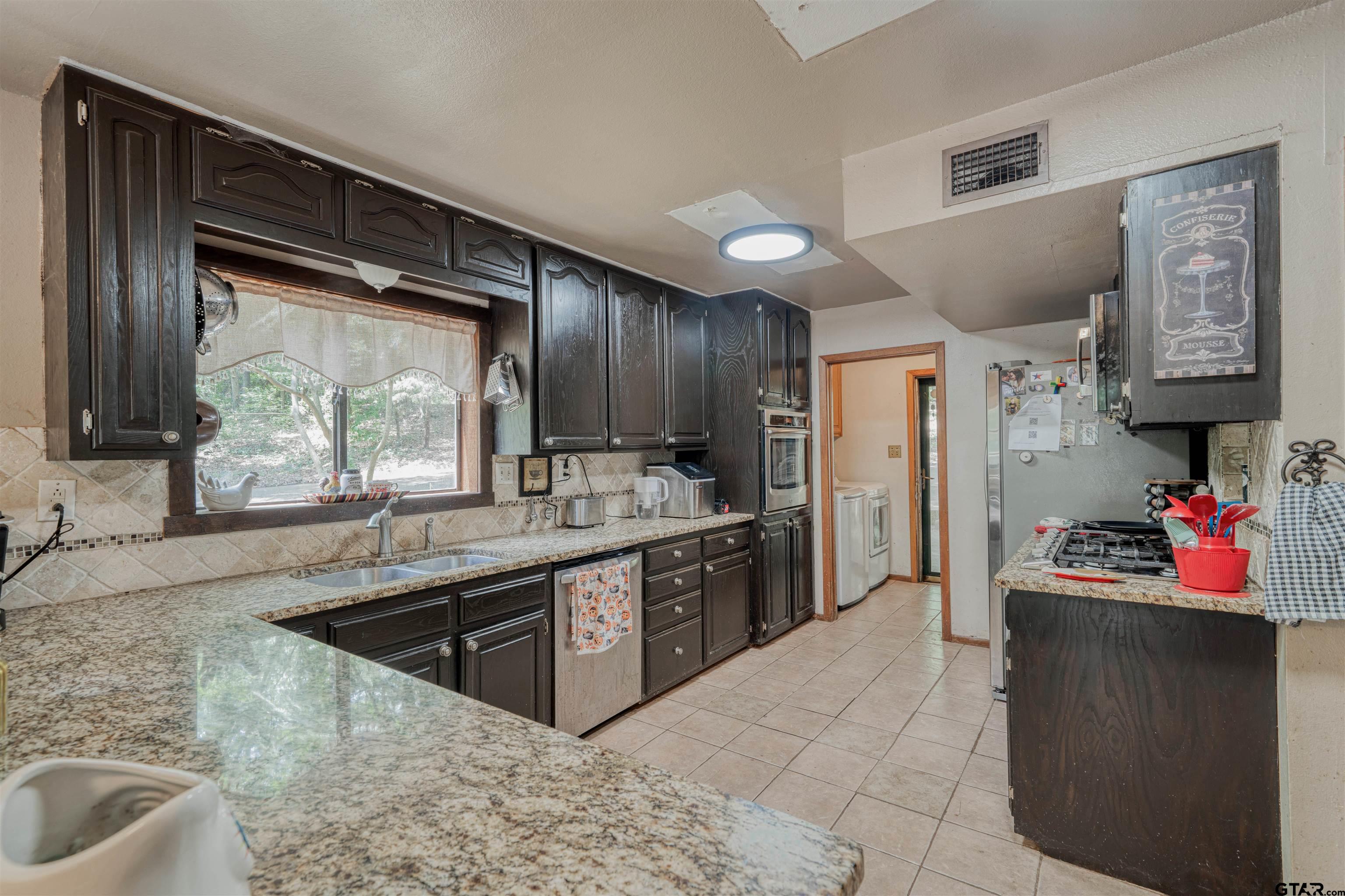 15818 Mountain View Road North Winona, TX 75792 - Photo 20 of 43