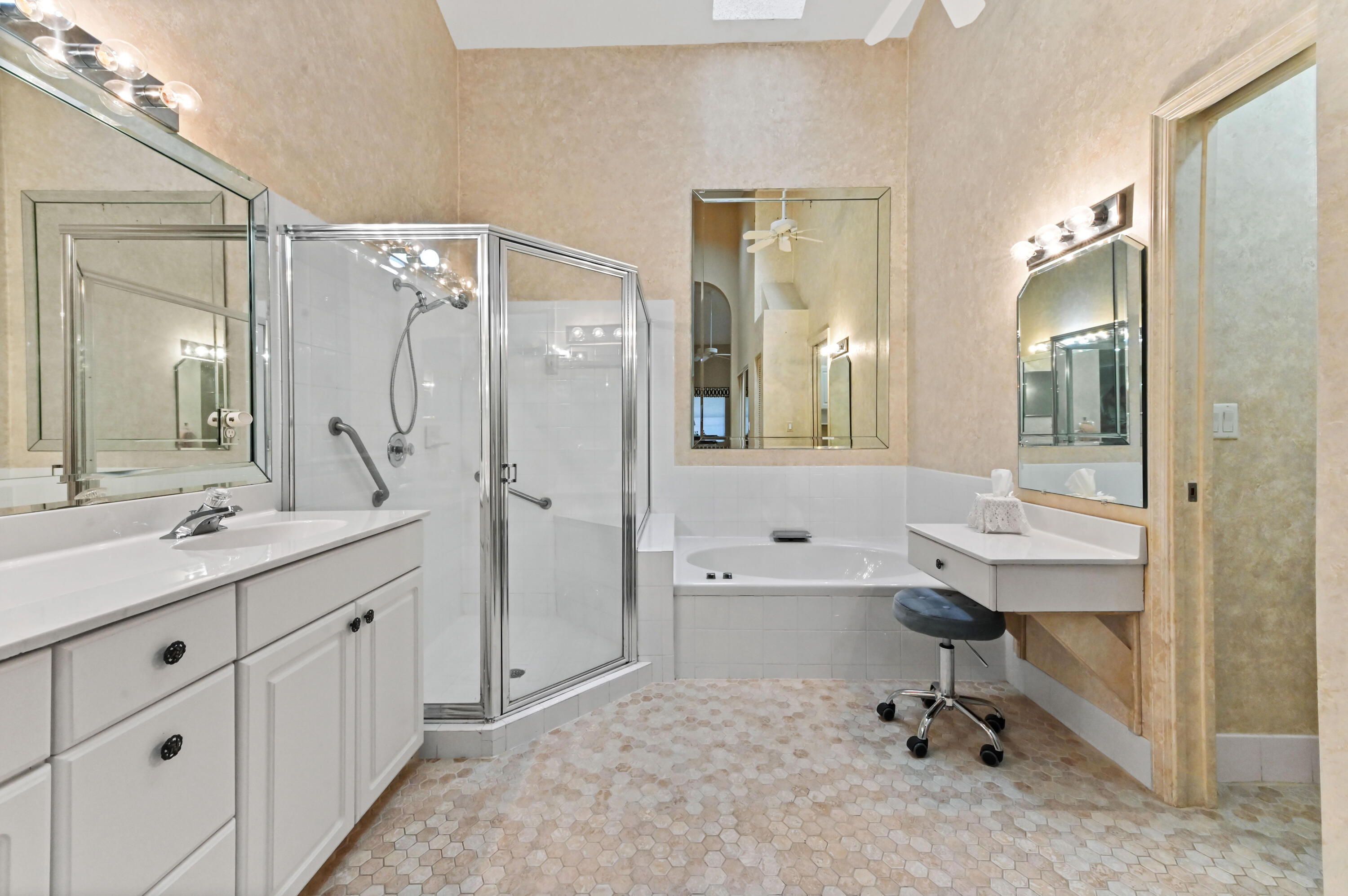 8319 Horseshoe Bay Road Boynton Beach, FL 33472 - Photo 29 of 69 29 Bathroom 01