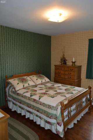 7369 Calkins Road Flint, MI 48532 - Photo 19 of 32 21138733-18.JPG