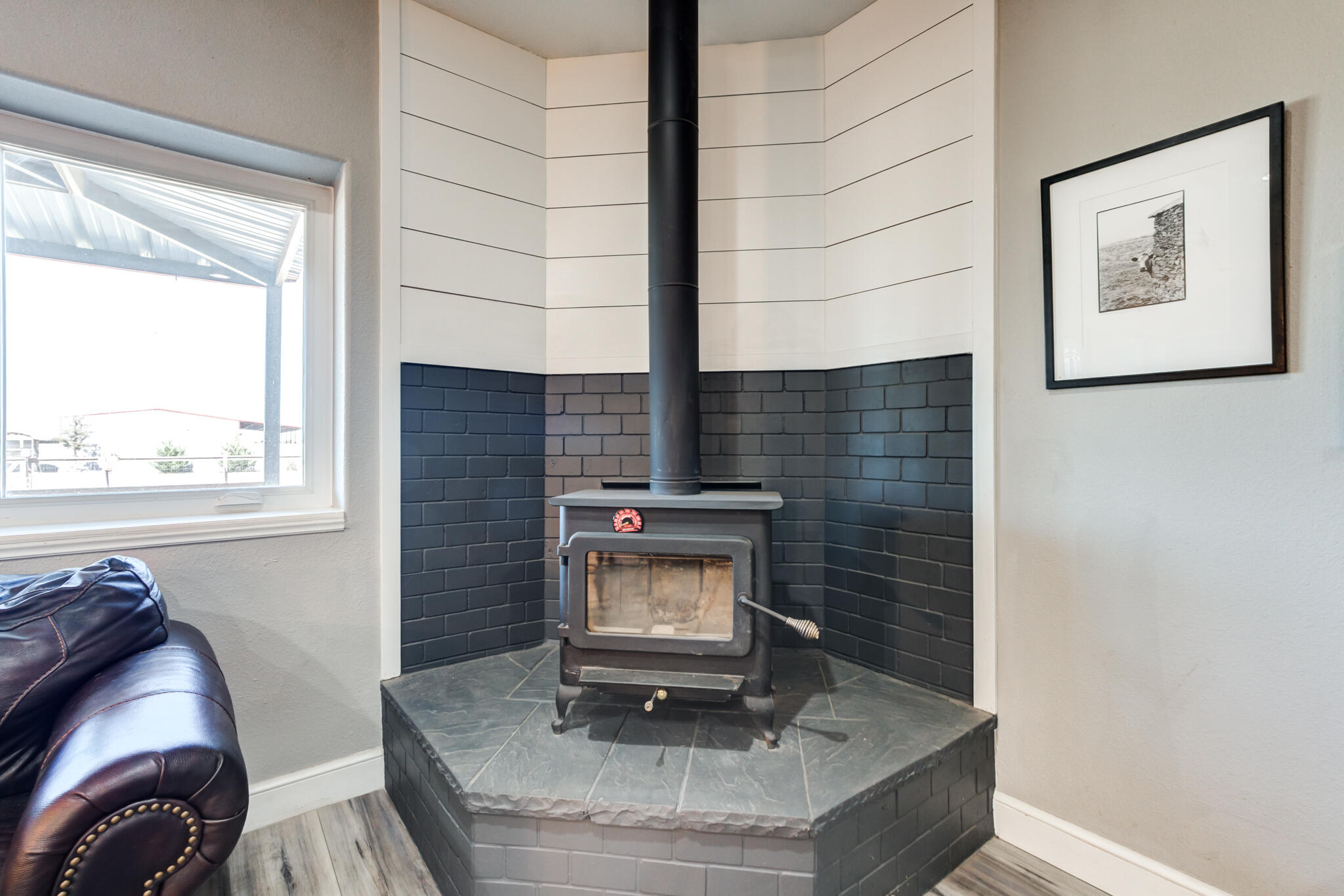 306 Quinlan Street Lubbock, TX 79403 - Photo 16 of 60 306-Quinlan-St_Lubbock-TX_8_Living-Room