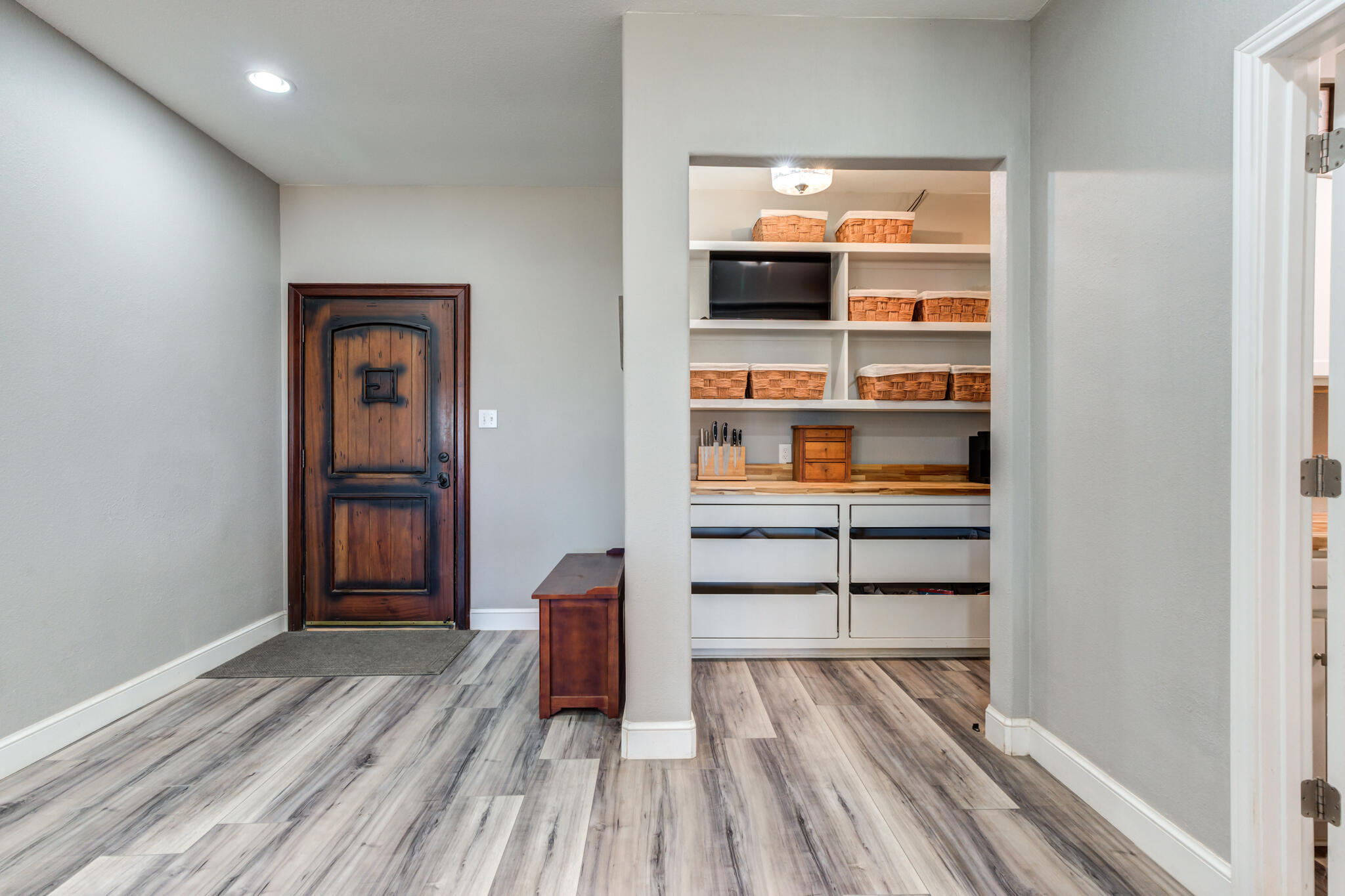 306 Quinlan Street Lubbock, TX 79403 - Photo 23 of 60 306-Quinlan-St_Lubbock-TX_15_Pantry