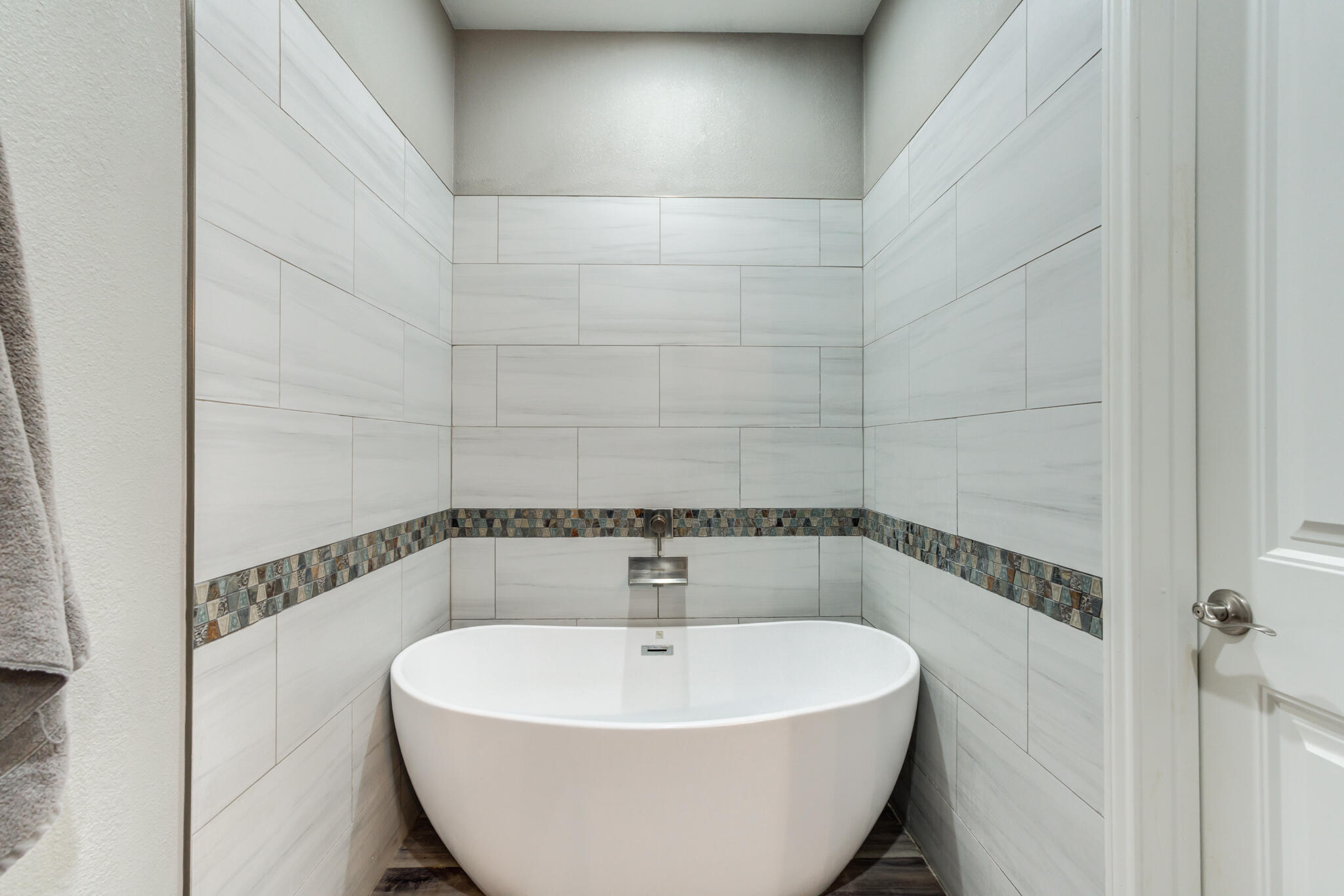 306 Quinlan Street Lubbock, TX 79403 - Photo 37 of 60 306-Quinlan-St_Lubbock-TX_29_Primary-Bat