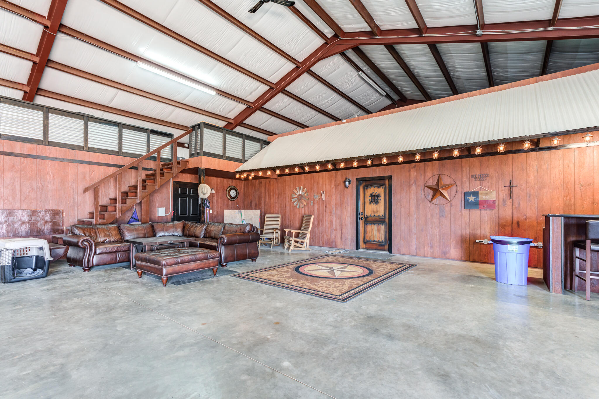 306 Quinlan Street Lubbock, TX 79403 - Photo 46 of 60 306-Quinlan-St_Lubbock-TX_38_Shop-Interi