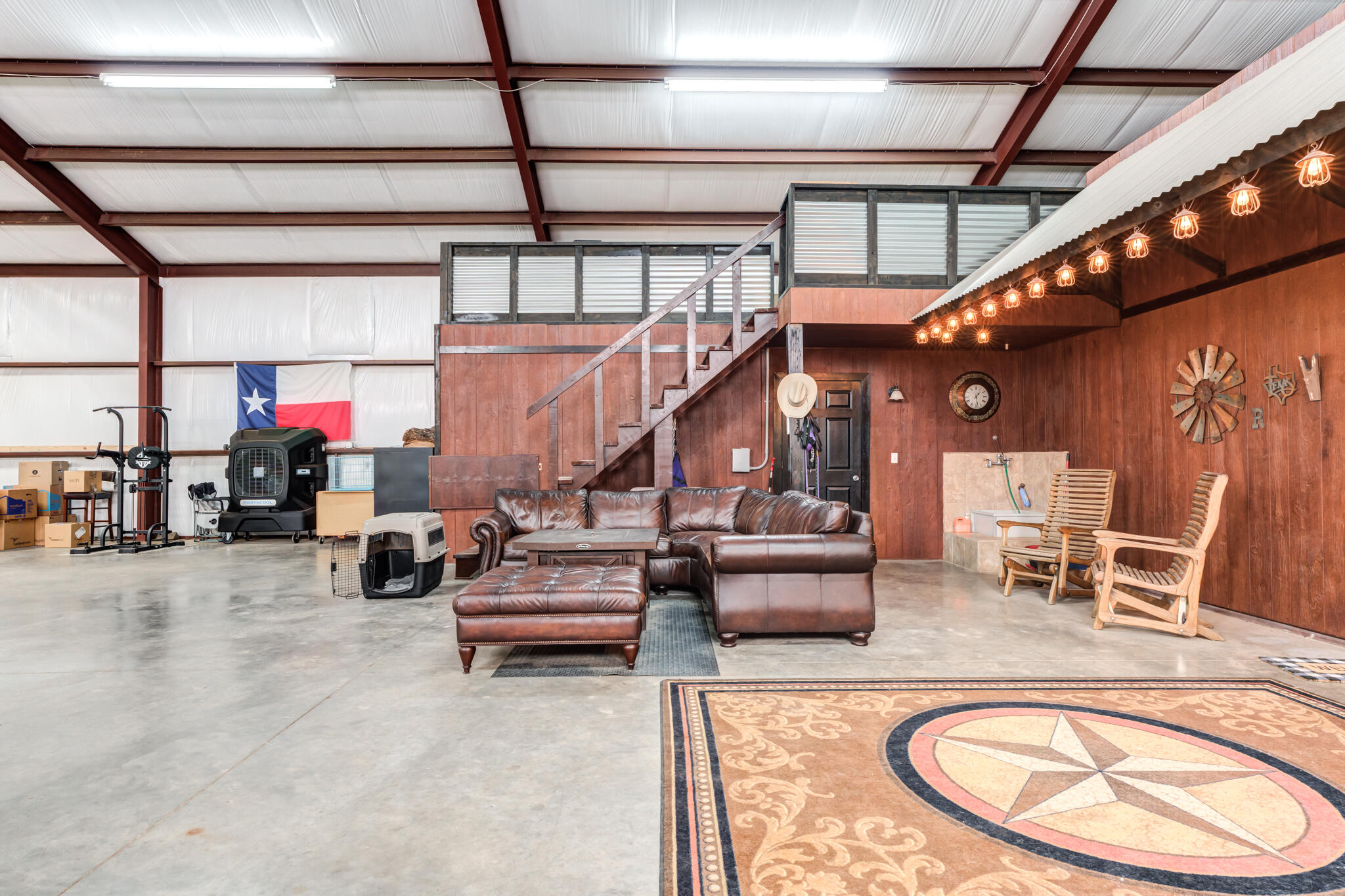 306 Quinlan Street Lubbock, TX 79403 - Photo 47 of 60 306-Quinlan-St_Lubbock-TX_39_Shop-Interi