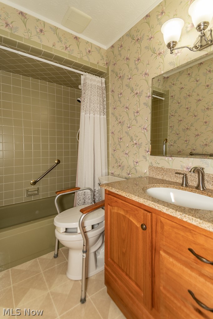 4750 Farnhurst Road Cleveland, OH 44124 - Photo 24 of 33