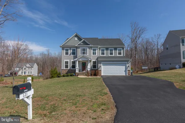 $730,000 | 121 Hartwood Landing Lane, Fredericksburg, VA 22406