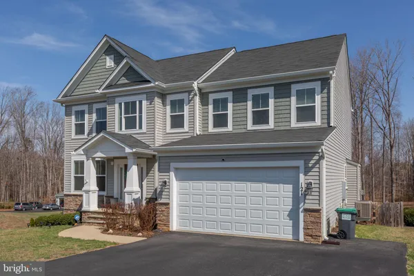 $730,000 | 121 Hartwood Landing Lane, Fredericksburg, VA 22406