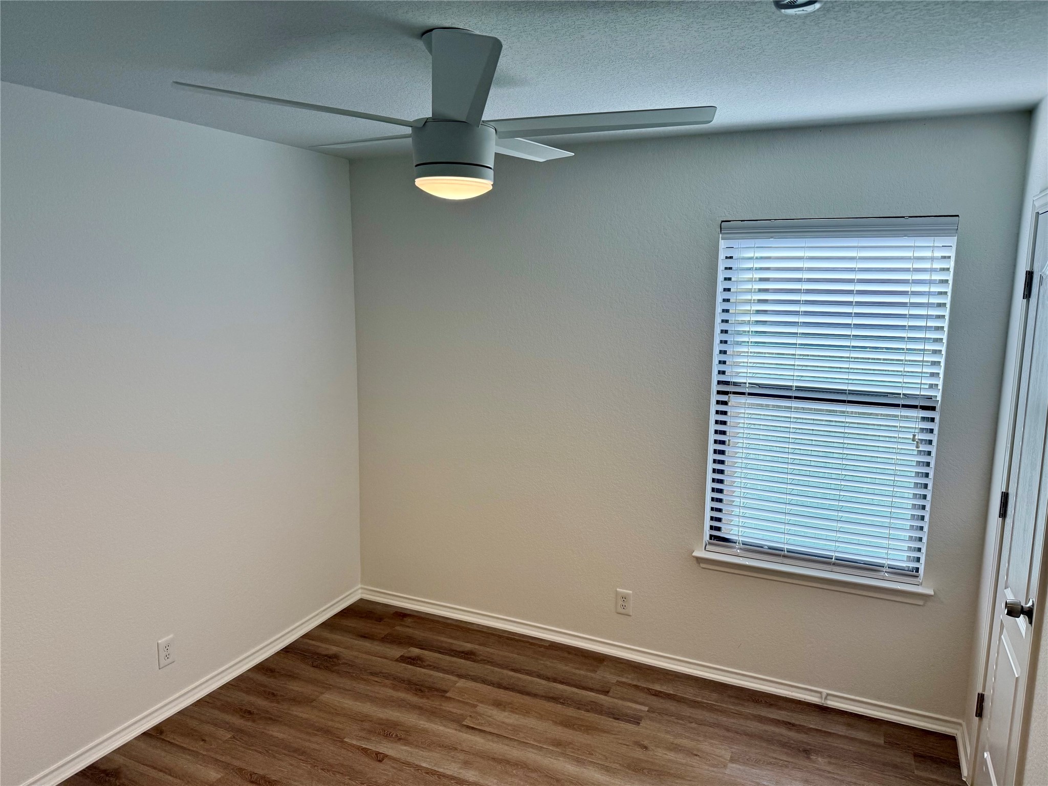 240 New Country Road Kyle, TX 78640 - Photo 11 of 20