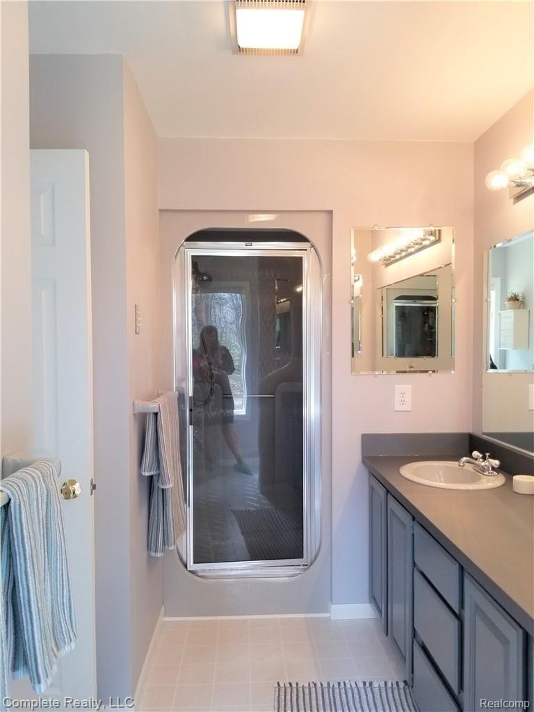 8356 West Frances Road Flushing, MI 48433 - Photo 45 of 78 20190327_151702.jpg