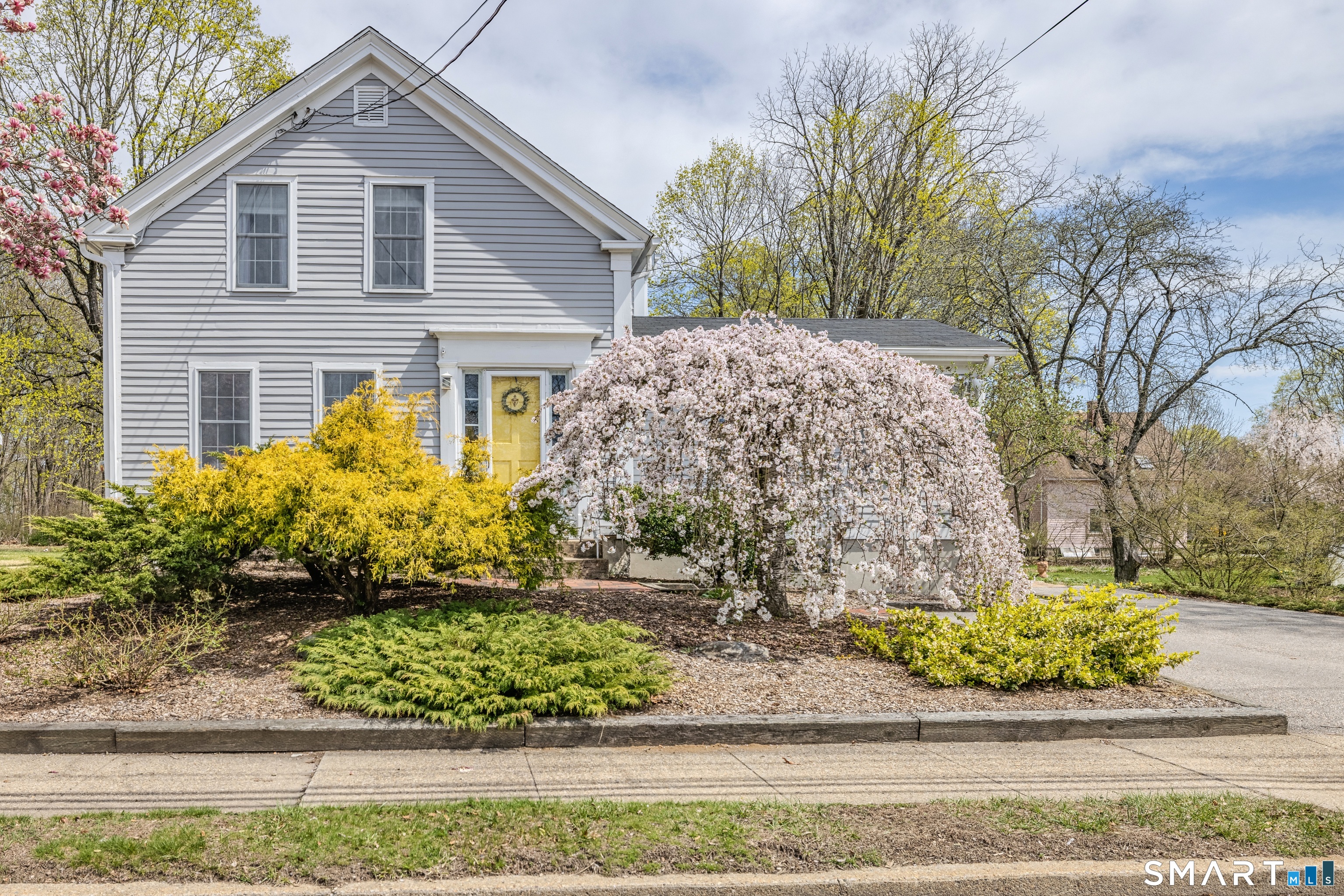 267 High Street Windham, CT 06226 - Photo 2 of 40