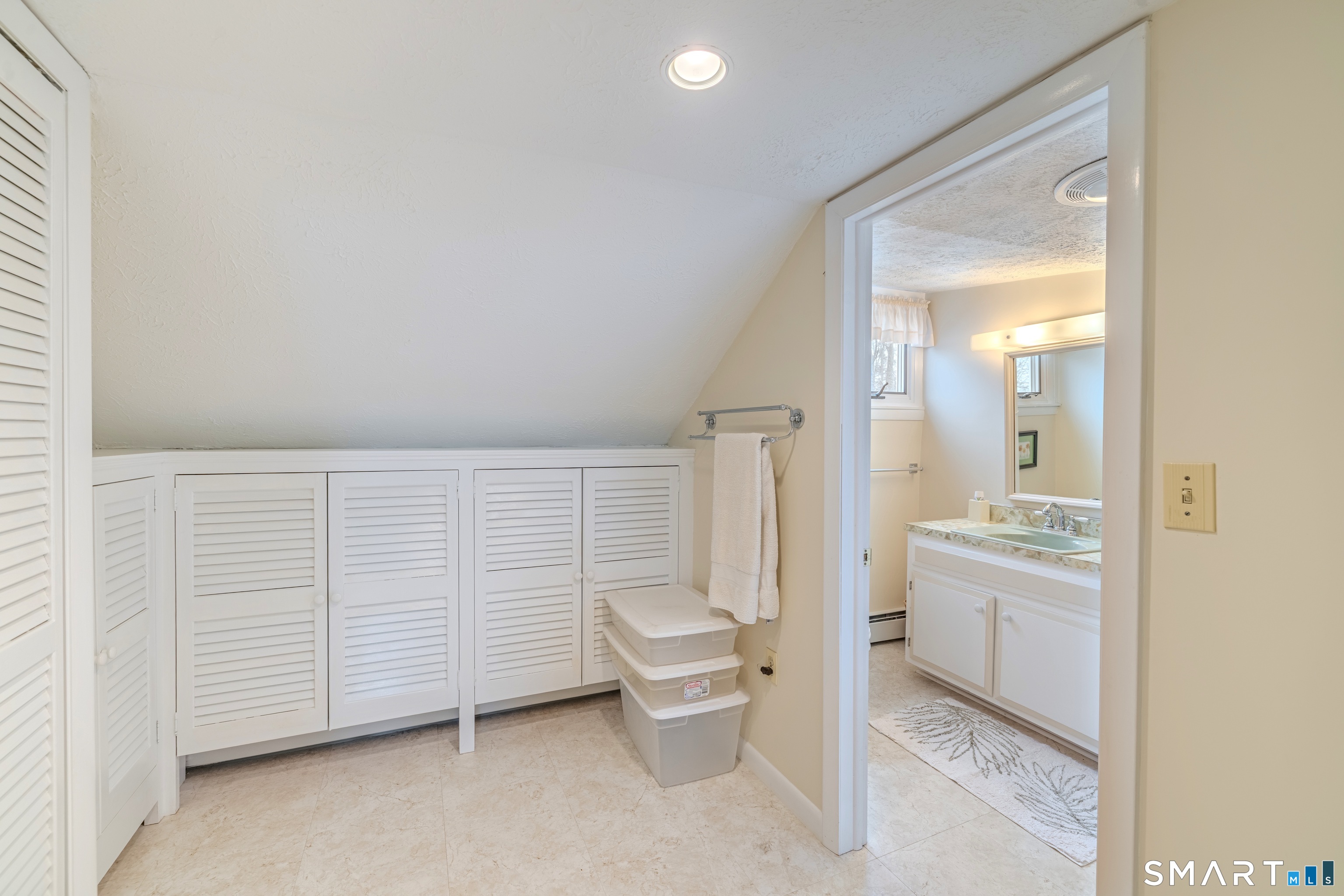 267 High Street Windham, CT 06226 - Photo 31 of 40