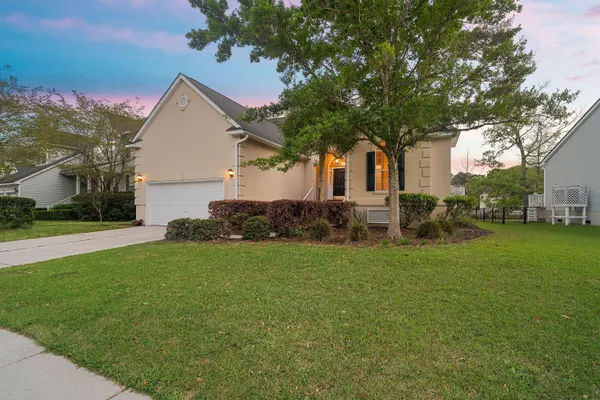 $749,900 | 1892 Palmetto Isle Drive, Mount Pleasant, SC 29466