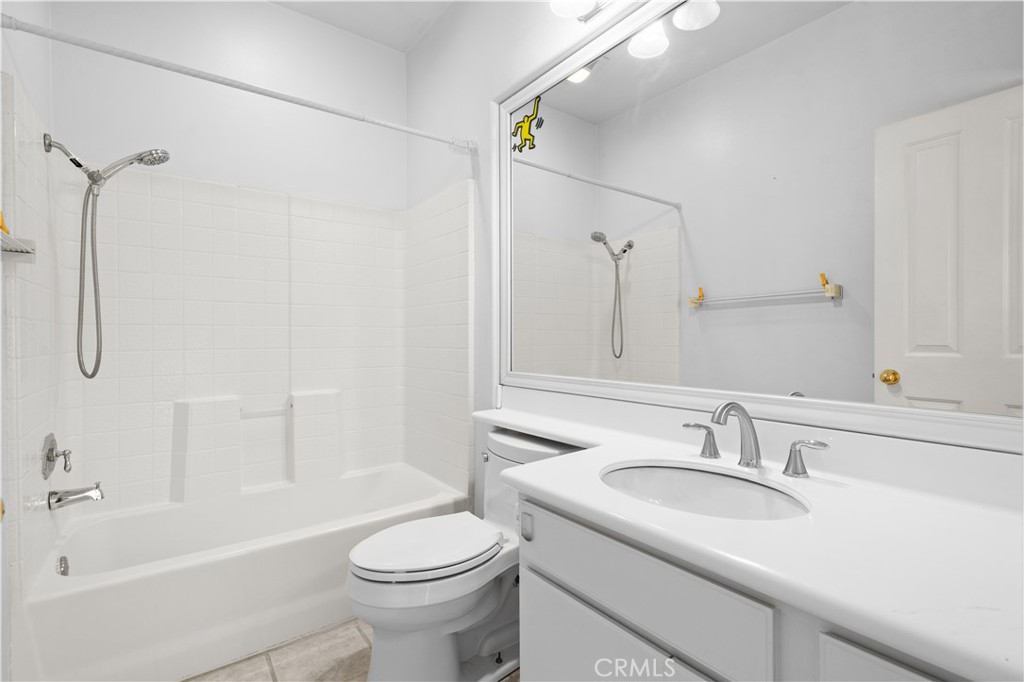 12 La Ronda Irvine, CA 92606 - Photo 21 of 30