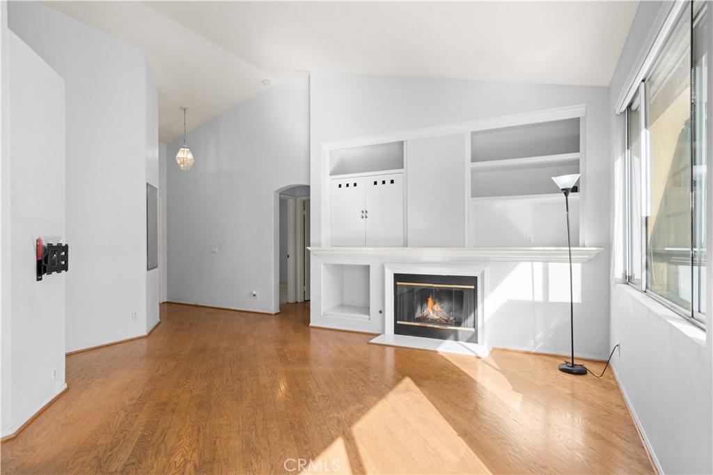 12 La Ronda Irvine, CA 92606 - Photo 9 of 30