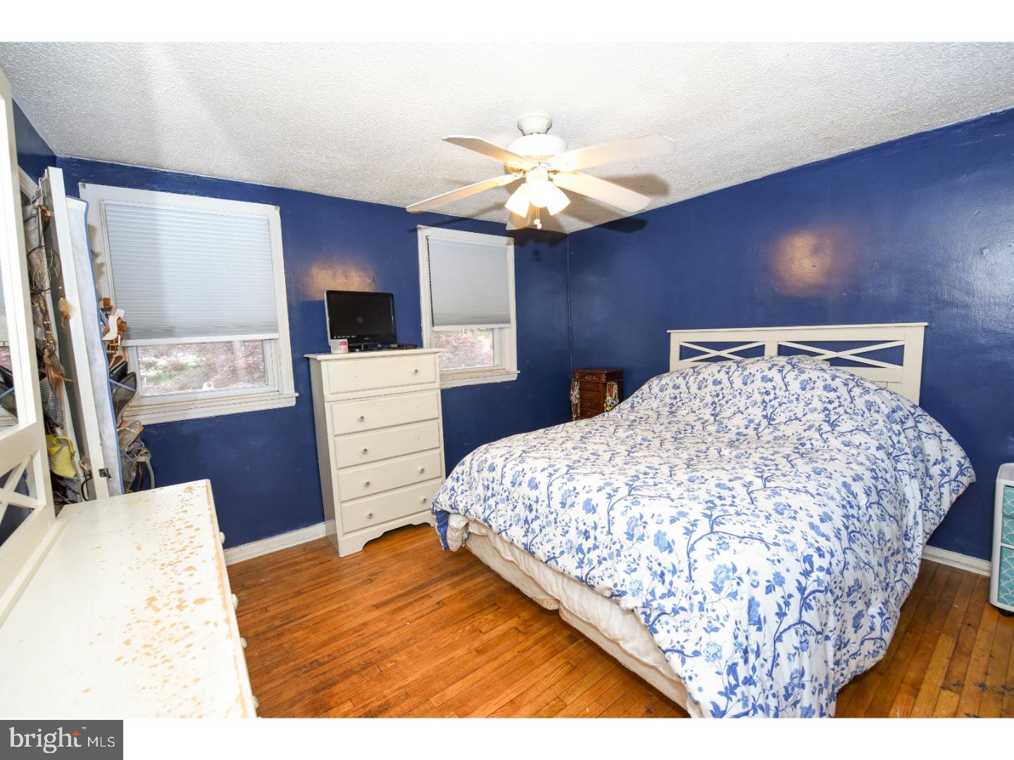 132 Margate Road Upper Darby, PA 19082 - Photo 10 of 14 Bedroom - Main