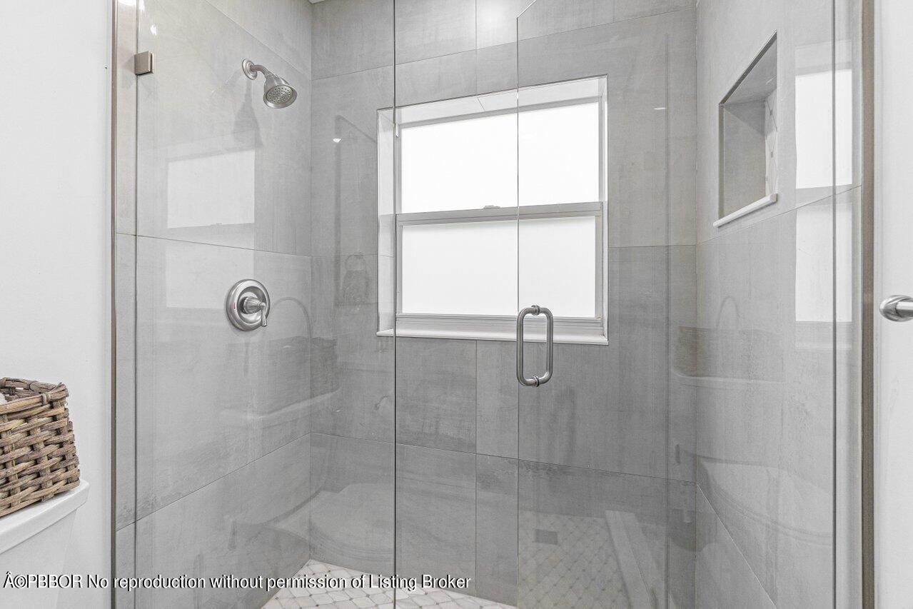 3089 Thelma Road Palm Springs, FL 33406 - Photo 13 of 44 013-3089ThelmaRoad-PalmSprings-FL-33406-