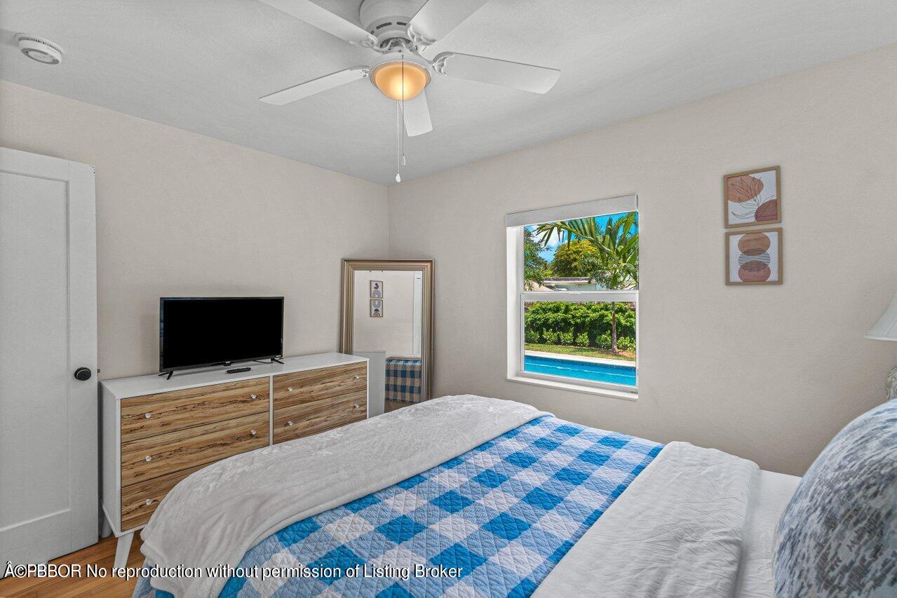 3089 Thelma Road Palm Springs, FL 33406 - Photo 15 of 44 015-3089ThelmaRoad-PalmSprings-FL-33406-