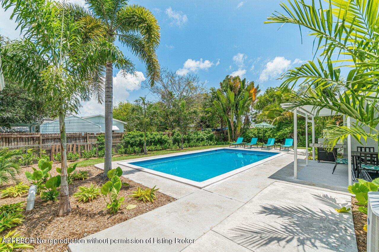 3089 Thelma Road Palm Springs, FL 33406 - Photo 36 of 44 036-3089ThelmaRoad-PalmSprings-FL-33406-